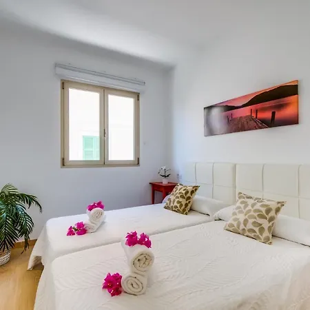 Bosset Platja 6 Pax Apartment *